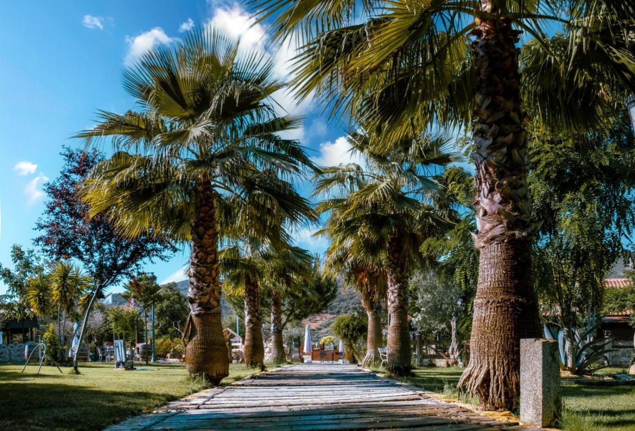 Guadalcanal Hotel Rural Finca La Herencia מראה חיצוני תמונה