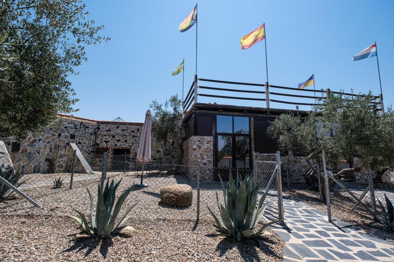 Guadalcanal Hotel Rural Finca La Herencia מראה חיצוני תמונה
