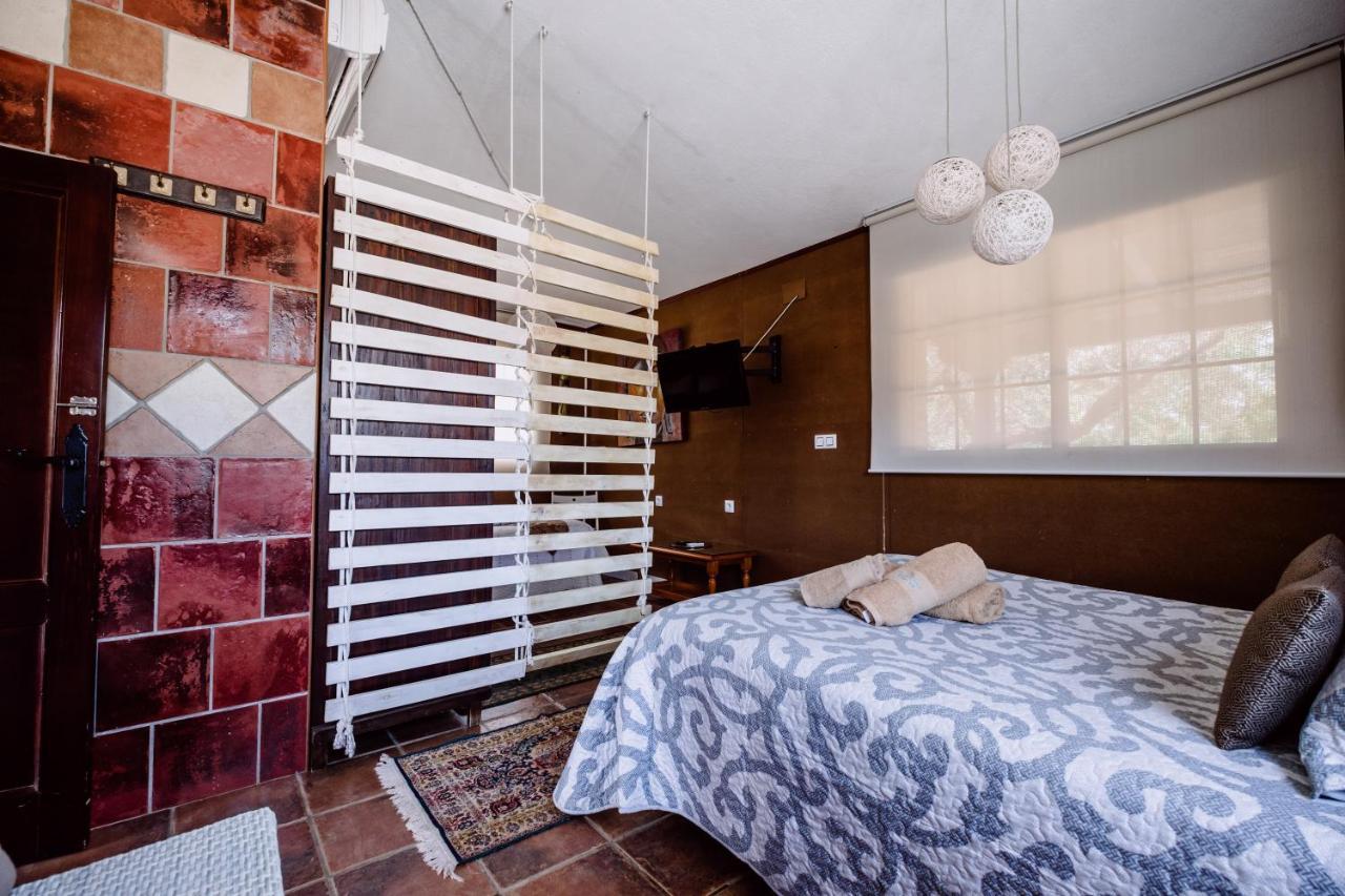 Guadalcanal Hotel Rural Finca La Herencia מראה חיצוני תמונה