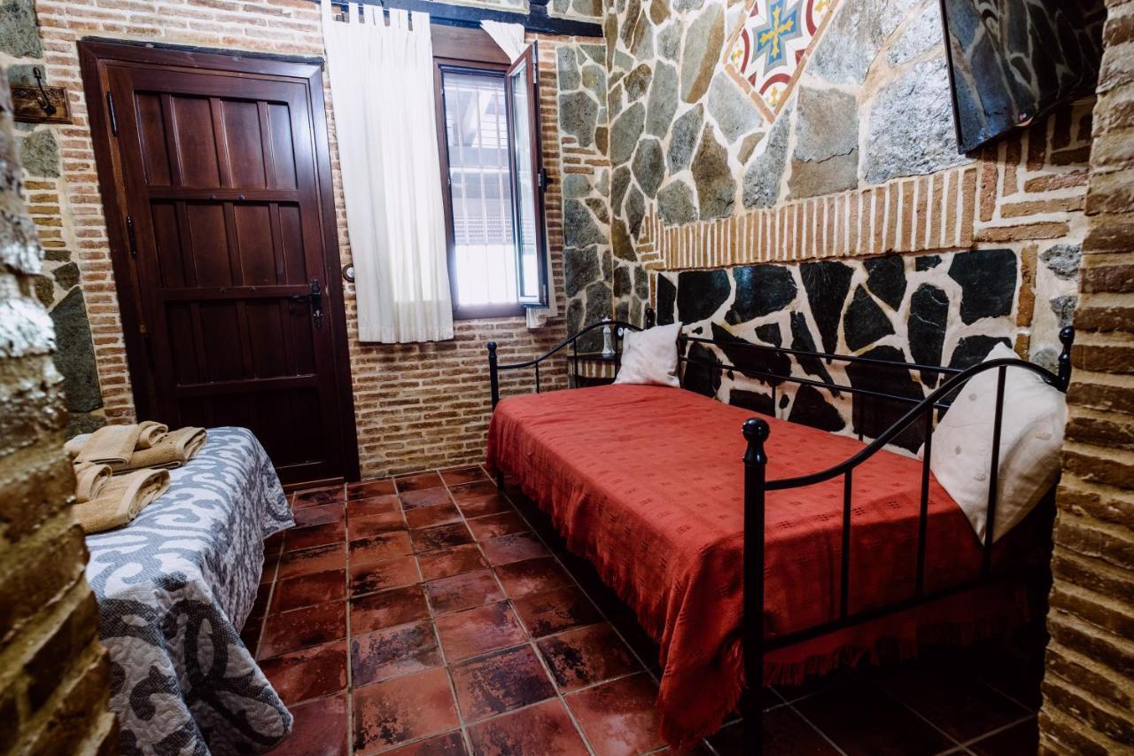 Guadalcanal Hotel Rural Finca La Herencia מראה חיצוני תמונה