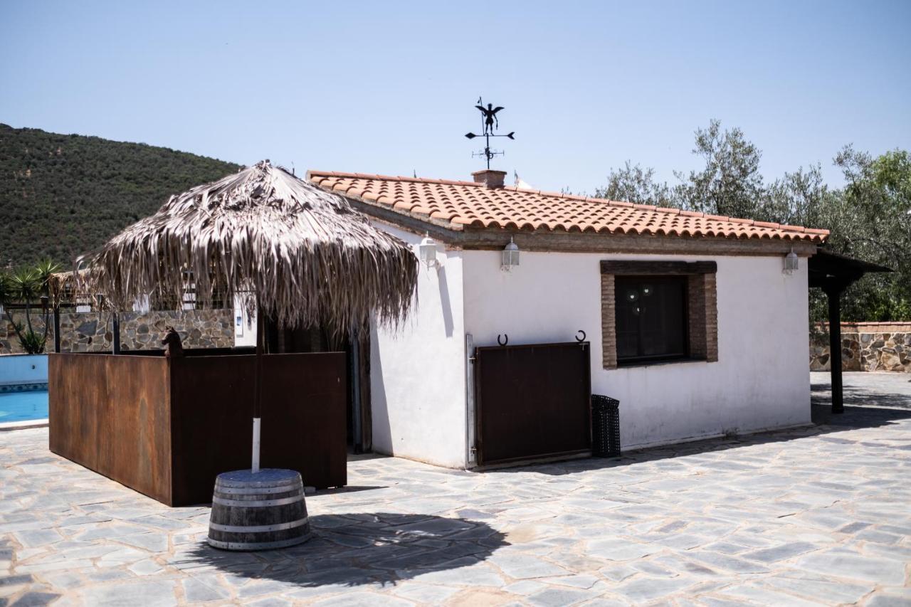 Guadalcanal Hotel Rural Finca La Herencia מראה חיצוני תמונה